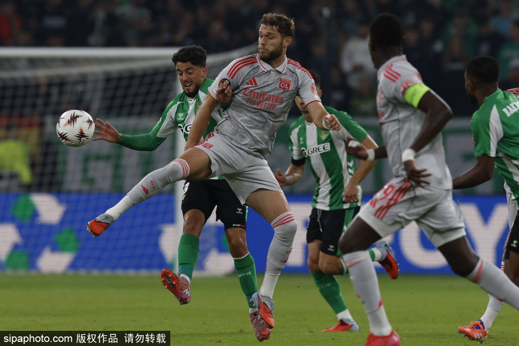 西甲德比战前瞻：塞维利亚与贝蒂斯的战术博弈